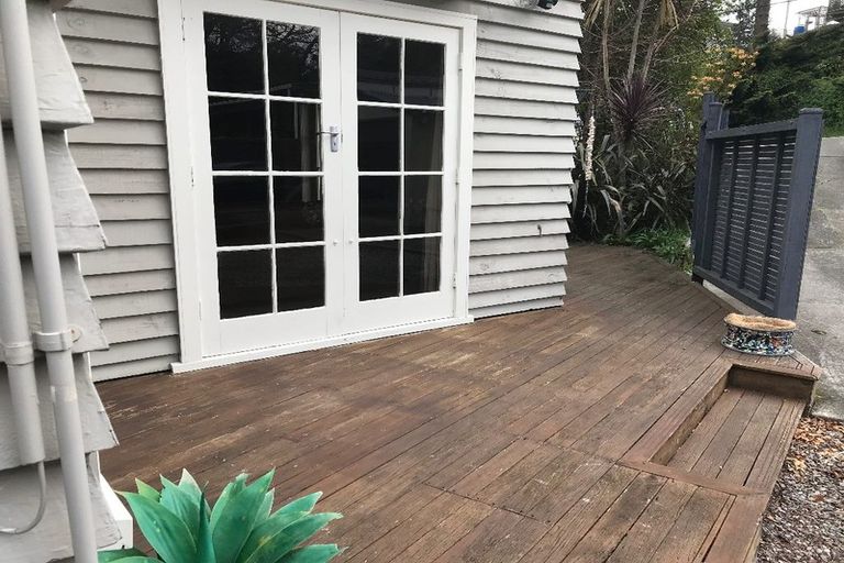 Photo of property in 84 Matatua Road, Raumati Beach, Paraparaumu, 5032