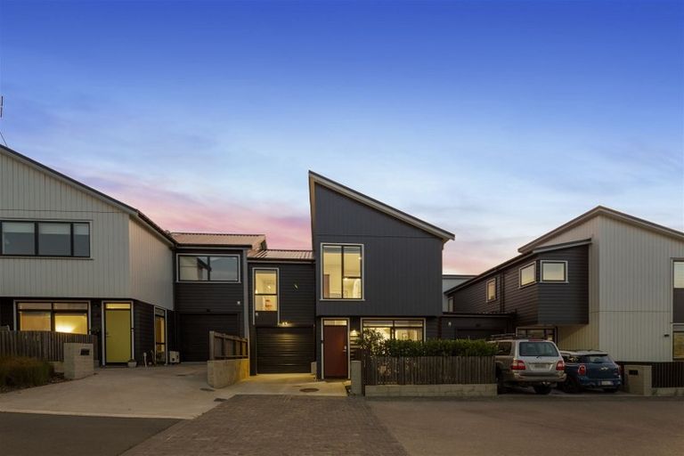 Photo of property in 4 Killick Place, Long Bay, Auckland, 0630