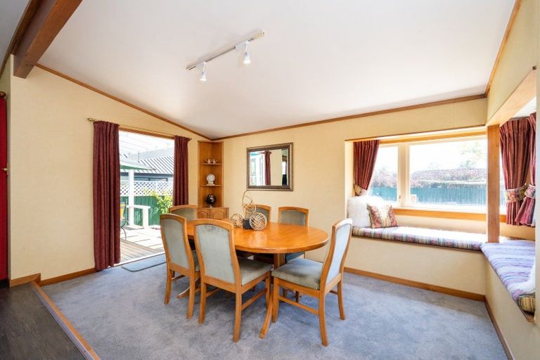 Photo of property in 81 Te Mata Road, Havelock North, 4130