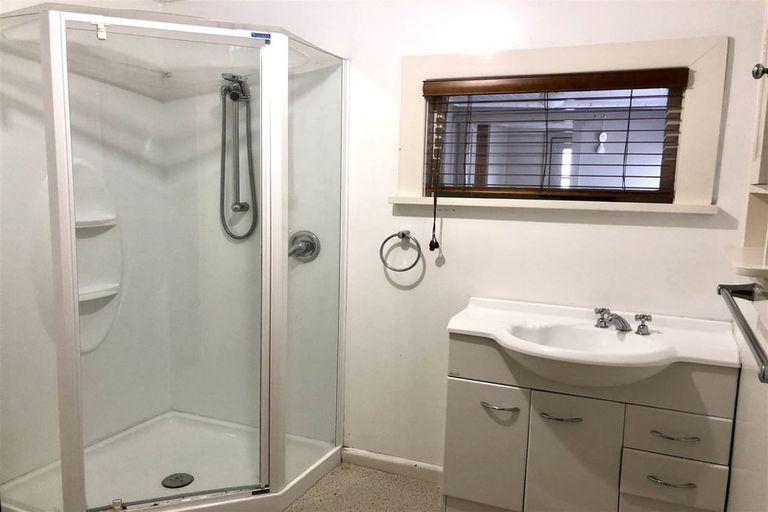 Photo of property in 1 Edward Street, Dannevirke, 4930