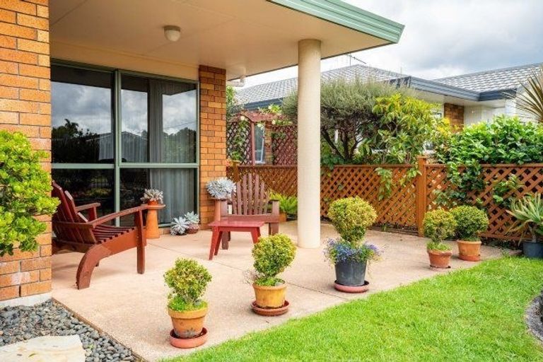 Photo of property in 8a Brighton Road, Kensington, Whangarei, 0112