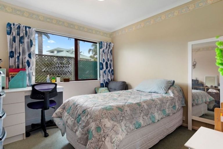 Photo of property in 18 Rowesdale Drive, Ohauiti, Tauranga, 3112