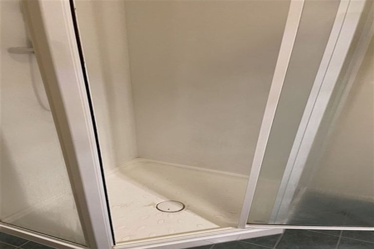 Photo of property in 7/21 Armoy Drive, East Tamaki, Auckland, 2016