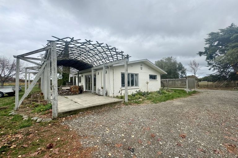 Photo of property in Vynfields, 22 Omarere Road, Martinborough, 5711