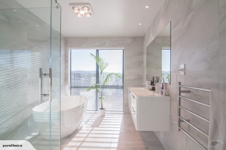 Photo of property in 41 Cirrus Way, Ranui, Auckland, 0612