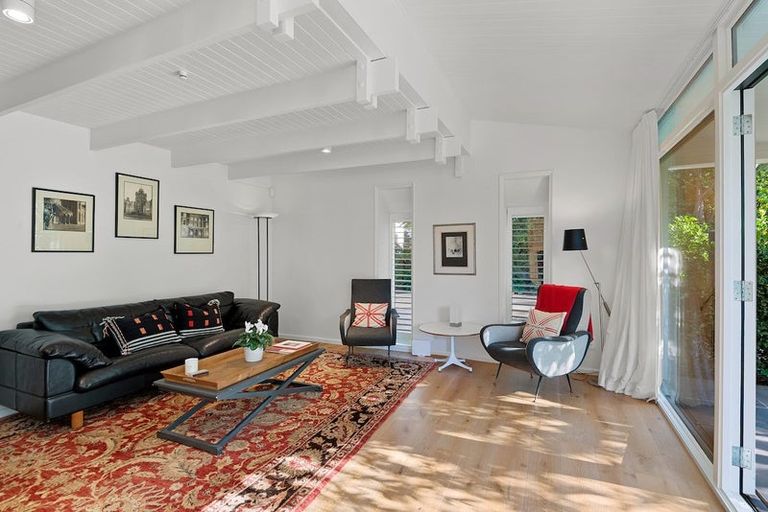 Photo of property in 2/90b Fendalton Road, Fendalton, Christchurch, 8014