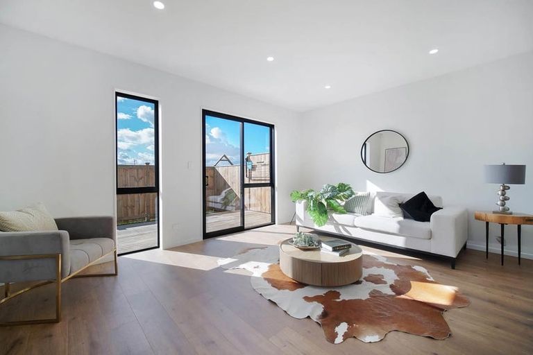 Photo of property in 62 Kaapehu Street, Karaka, 2578