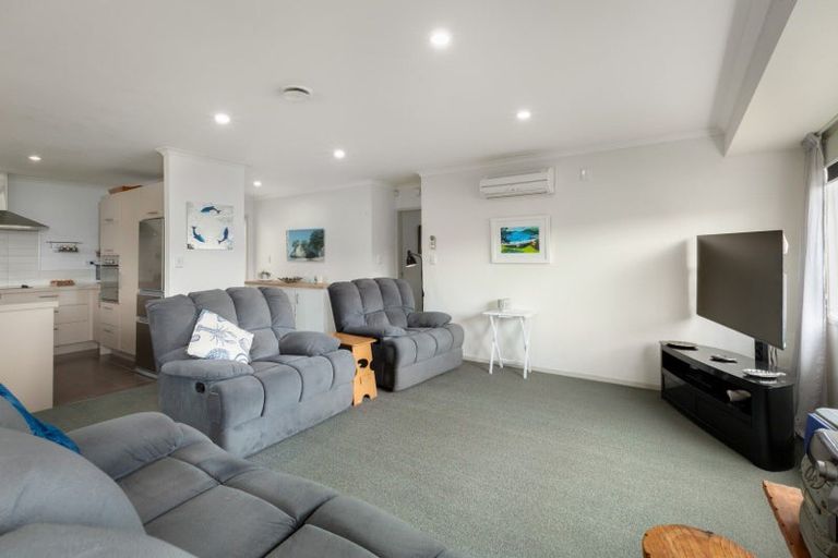 Photo of property in 65a Malta Crescent, Katikati, 3129