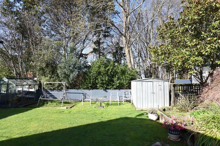 Photo of property in 11 Calder Place, Winton, 9720