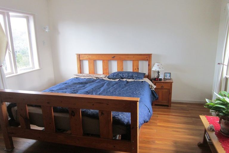 Photo of property in 48 Glengarry Road, Glen Eden, Auckland, 0602