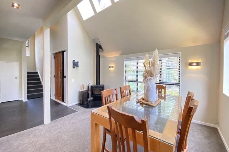 Photo of property in 1/141 Balmain Road, Birkenhead, Auckland, 0626