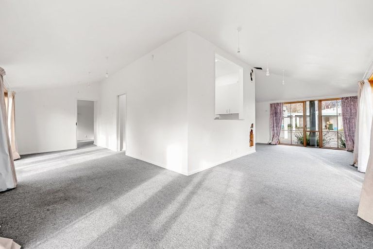 Photo of property in 3/30 Bauchop Road, Waterloo, Lower Hutt, 5011