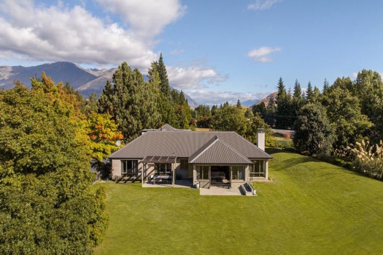 Photo of property in 49 Hunter Road, Speargrass Flat, Queenstown, 9371