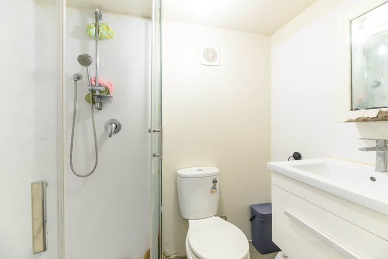 Photo of property in 25 Glen Close, Glen Eden, Auckland, 0602