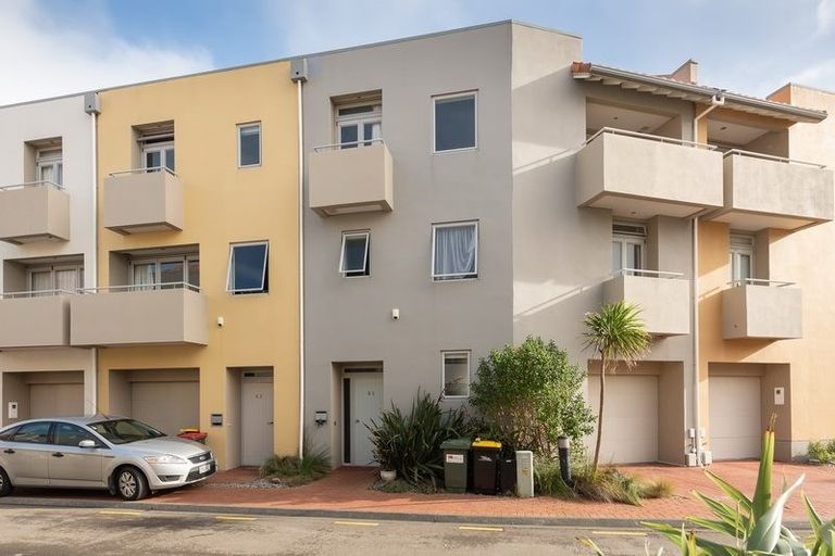 Photo of property in Marrakech Cafe, 66/305 Evans Bay Parade, Hataitai, Wellington, 6021