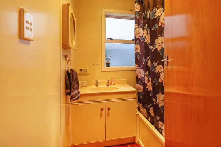 Photo of property in 132 Wise Street, Wainuiomata, Lower Hutt, 5014