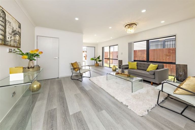 Photo of property in 34a Botanic View, Manurewa, Auckland, 2105