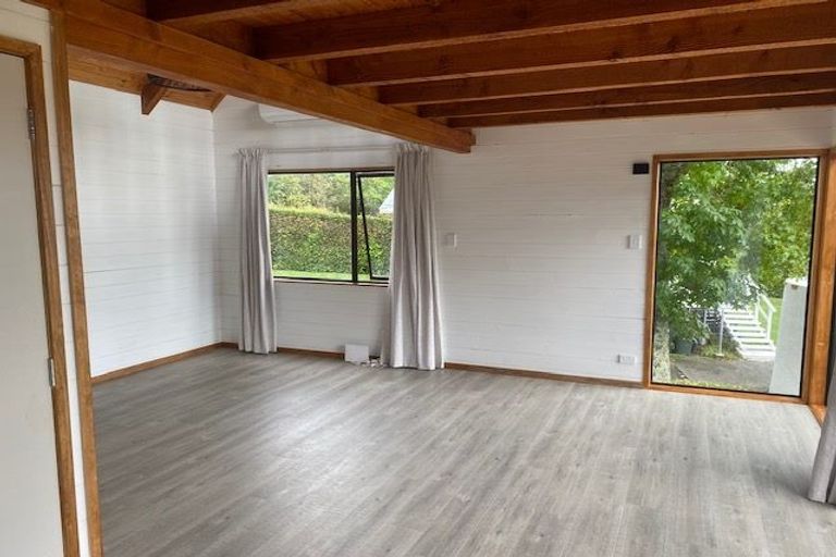 Photo of property in 46 De Luen Avenue, Tindalls Beach, Whangaparaoa, 0930