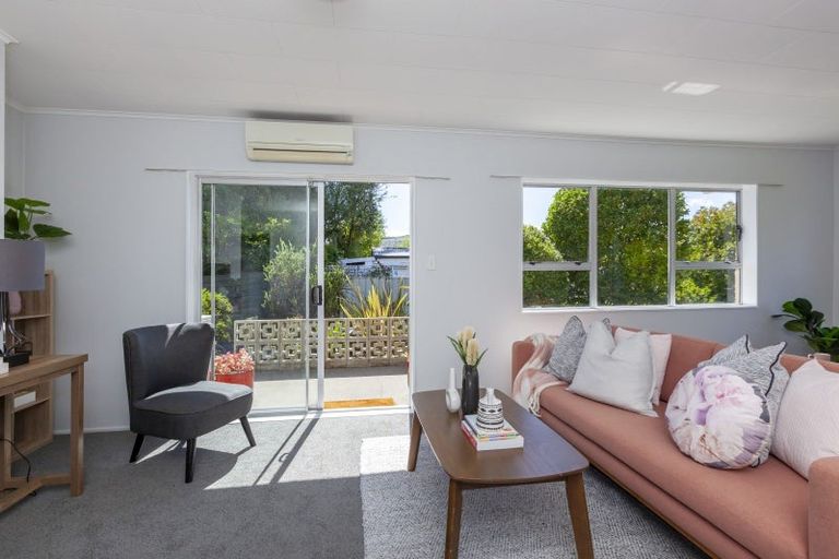 Photo of property in 6-6a Nola Avenue, Raumati Beach, Paraparaumu, 5032