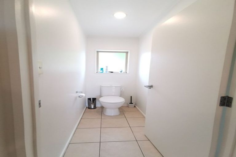 Photo of property in 49 Crawford Avenue, Mangere Bridge, Auckland, 2022