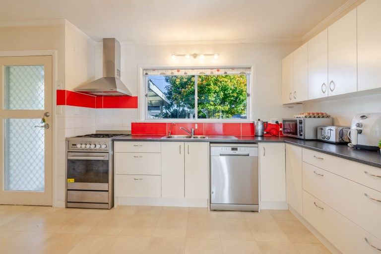 Photo of property in 41 James Foley Avenue, Pirimai, Napier, 4112
