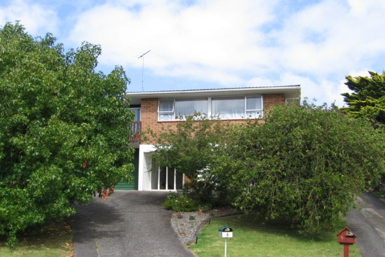 Photo of property in 4 Prestige Place, Castor Bay, Auckland, 0620