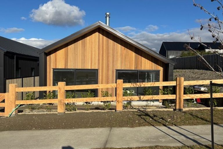 Photo of property in Northlake, 17b Linnburn Road, Wanaka, 9305