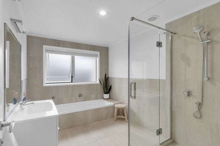 Photo of property in 18 Eastridge Terrace, Huntington, Hamilton, 3210