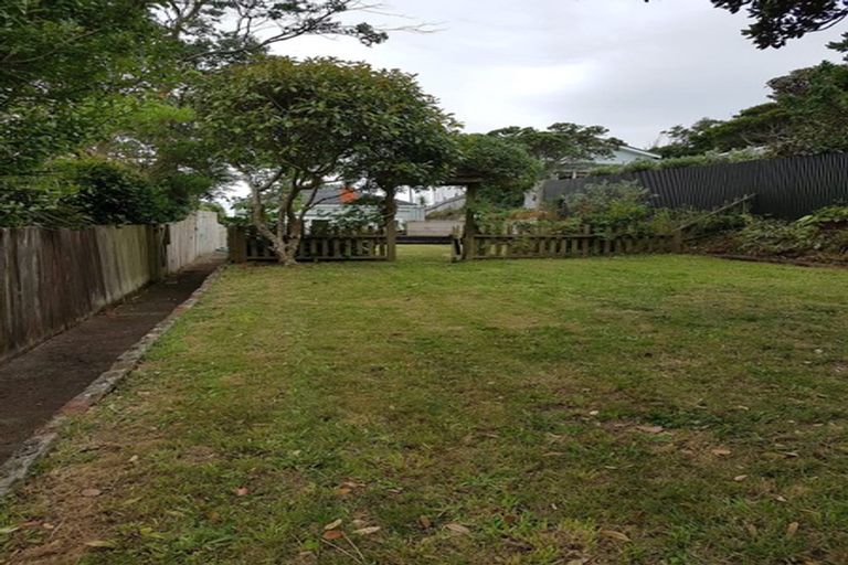 Photo of property in 17 Garfield Street, Brooklyn, Wellington, 6021