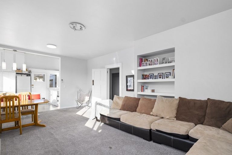 Photo of property in 63a Royal Crescent, Saint Kilda, Dunedin, 9012