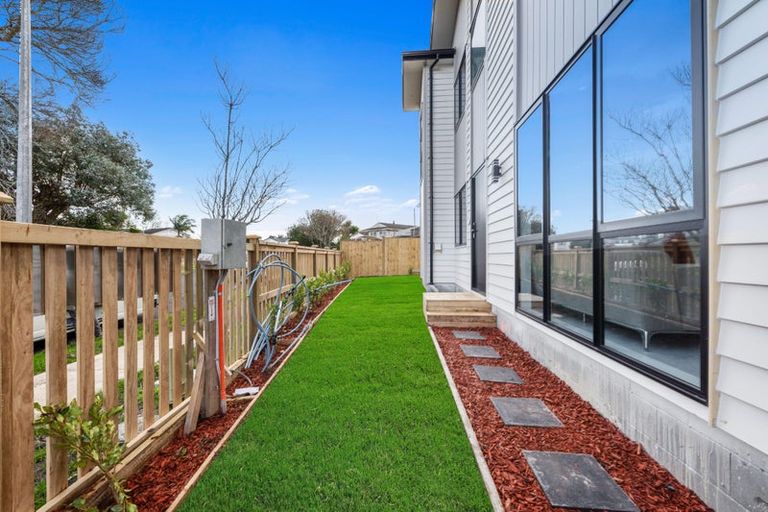 Photo of property in 28a Studfall Street, Pakuranga Heights, Auckland, 2010