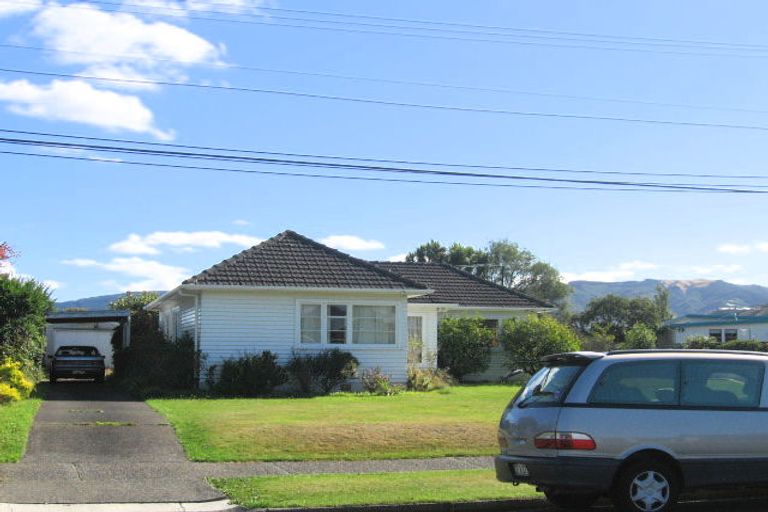 Photo of property in 23 Weka Grove, Elderslea, Upper Hutt, 5018
