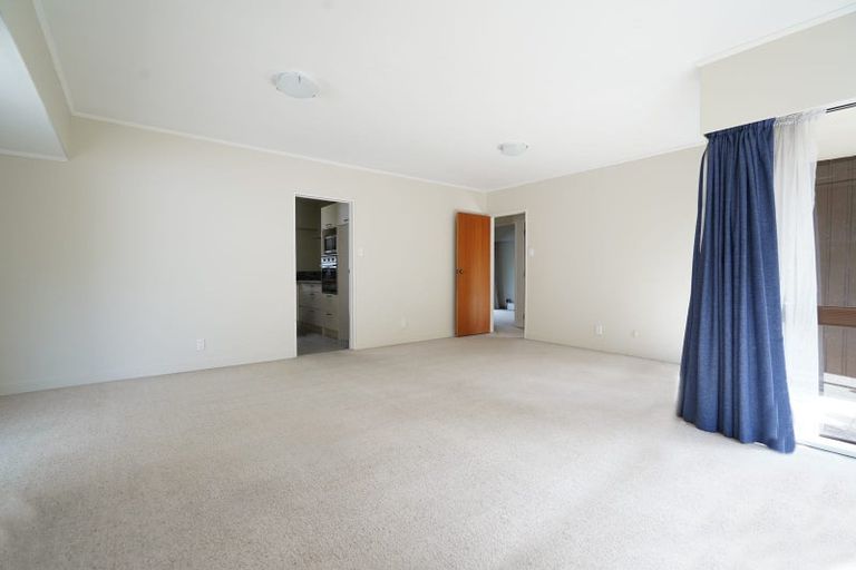 Photo of property in 18a Montgomery Terrace, Hokowhitu, Palmerston North, 4410