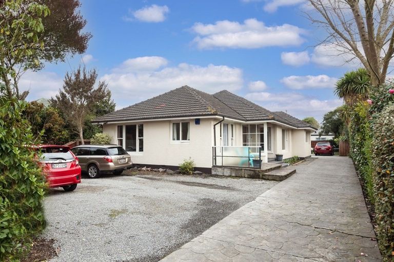Photo of property in 49 Ilam Road, Upper Riccarton, Christchurch, 8041
