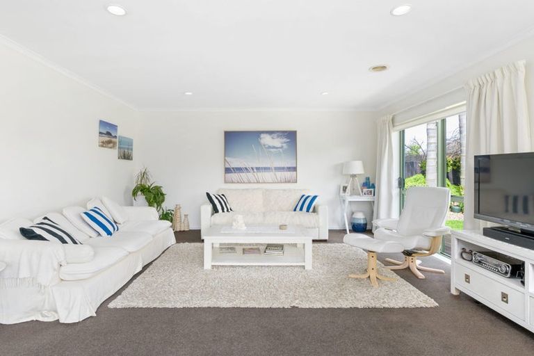 Photo of property in 37 Alconbury Drive, Rototuna North, Hamilton, 3210