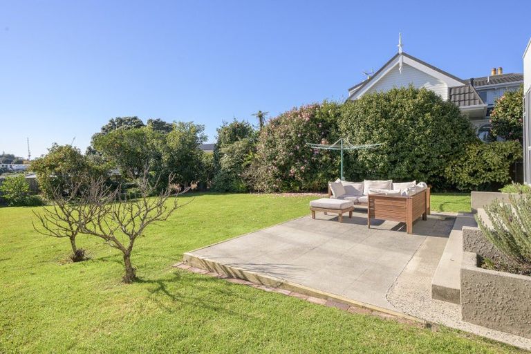 Photo of property in 107 Fourth Avenue, Tauranga, 3110