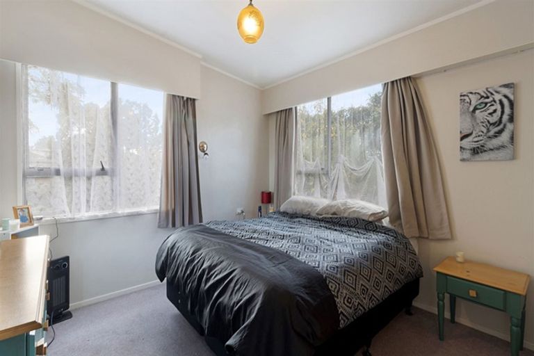 Photo of property in 28 Glynnbrooke Street, Te Atatu South, Auckland, 0610