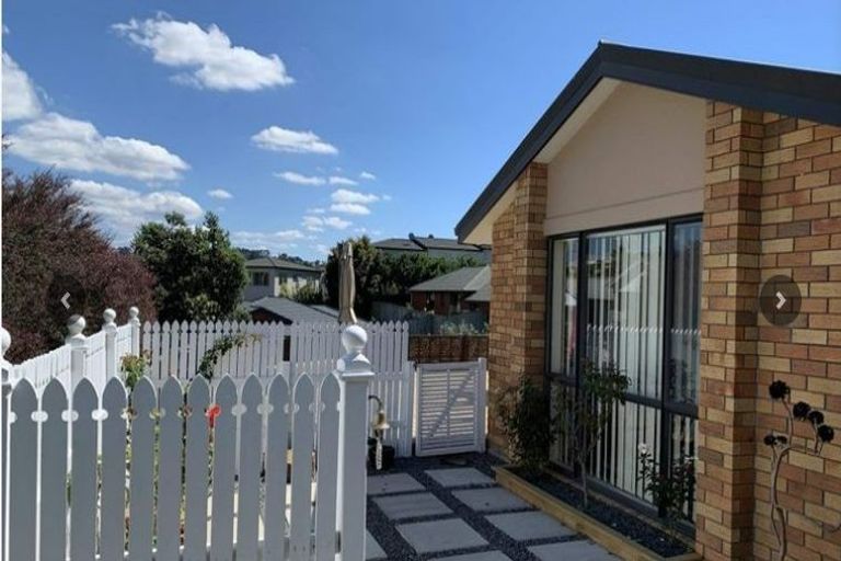 Photo of property in 10 Nimstedt Avenue, Oteha, Auckland, 0632
