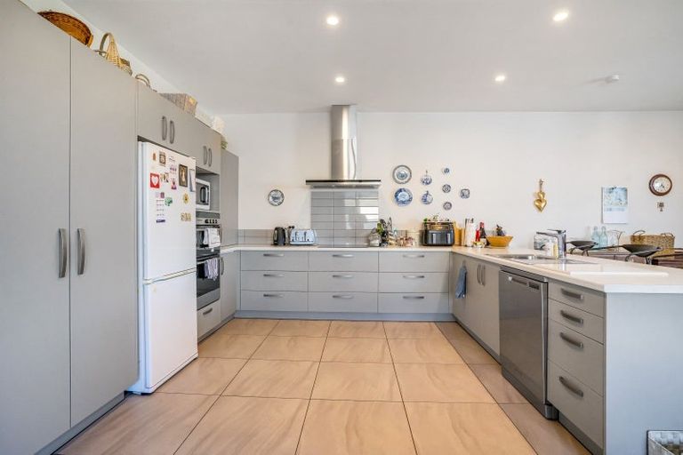 Photo of property in 46 Meldrum Street, Winton, 9720