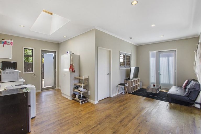 Photo of property in 358 Upper Harbour Drive, Greenhithe, Auckland, 0632