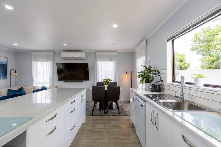 Photo of property in 17a Geddis Avenue, Maraenui, Napier, 4110