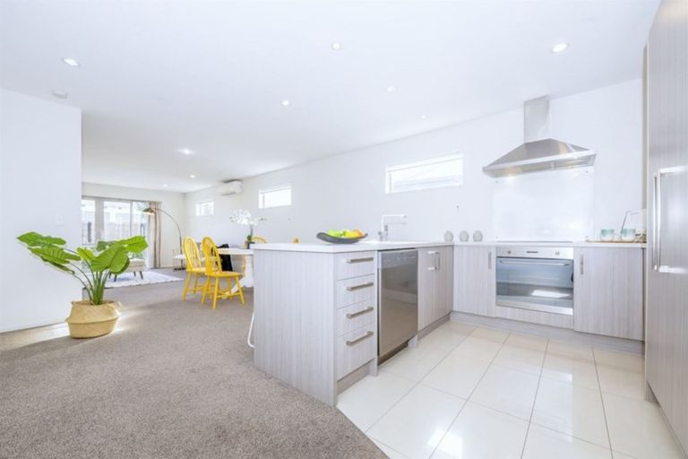 Photo of property in 60 Sioux Avenue, Wigram, Christchurch, 8042