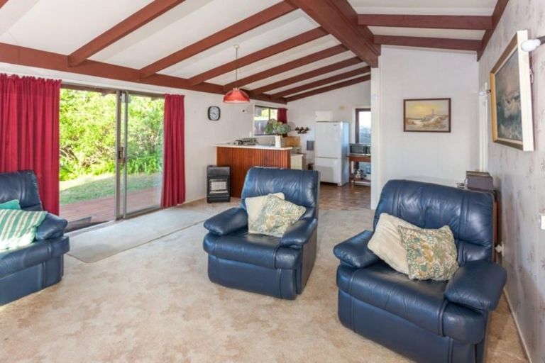 Photo of property in 17 Mccall Avenue, Pauanui, Hikuai, 3579