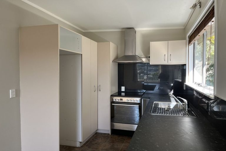 Photo of property in 10 Laurent Place, Kingston, Wellington, 6021