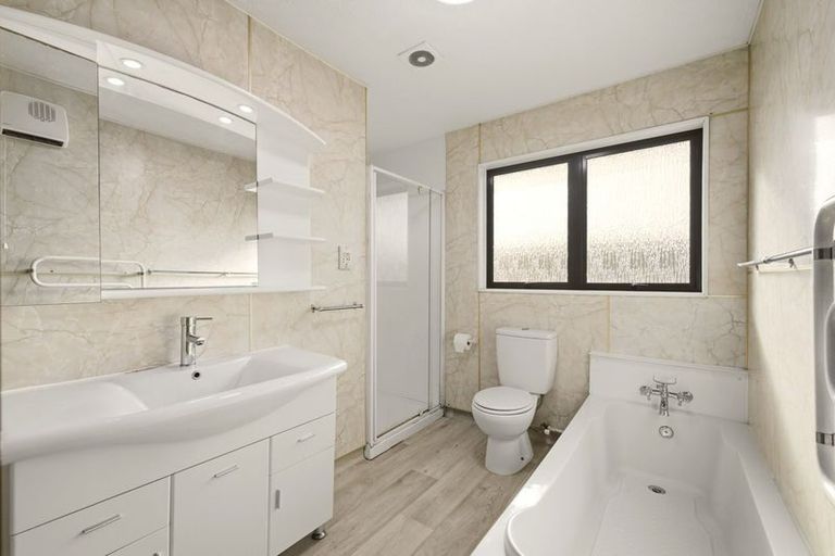 Photo of property in 54 Highsted Road, Bishopdale, Christchurch, 8053