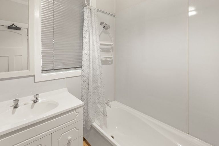 Photo of property in 1a Wye Street, Oamaru, 9400