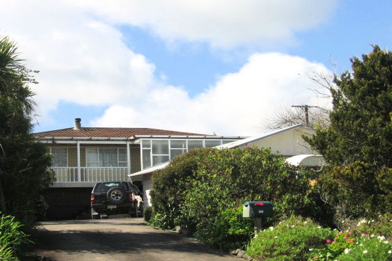 Photo of property in 26 Bickerstaffe Road, Maungaturoto, 0520
