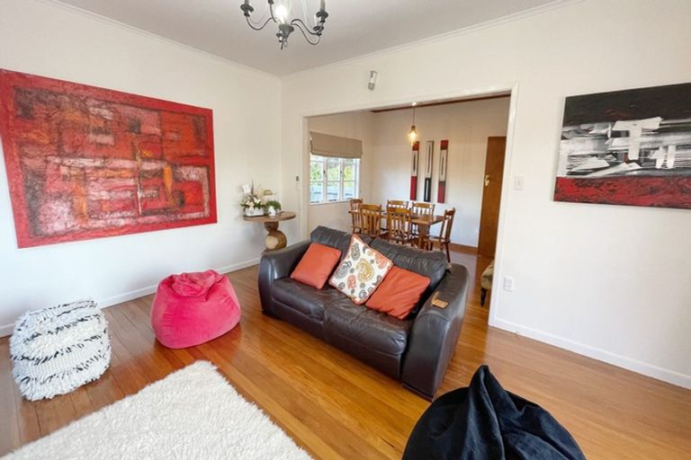 Photo of property in 71 Keegan Drive, Massey, Auckland, 0614