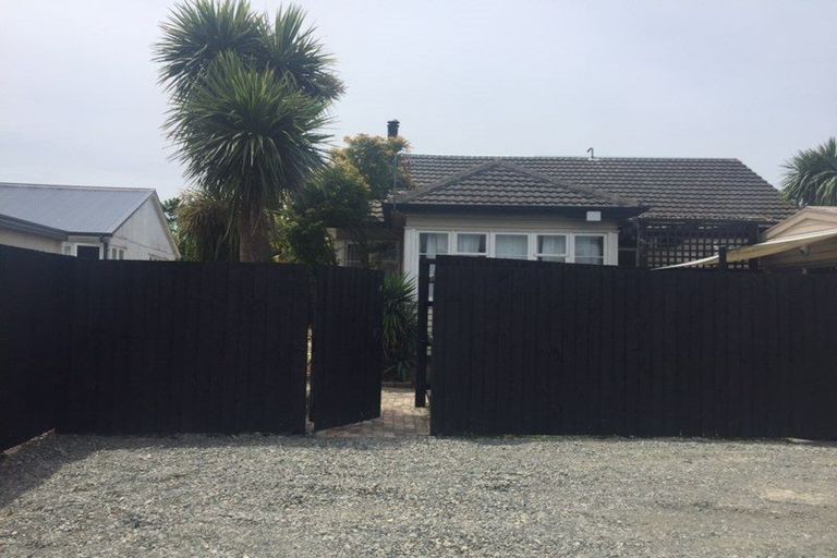 Photo of property in 14 Denvir Street, Strowan, Christchurch, 8052