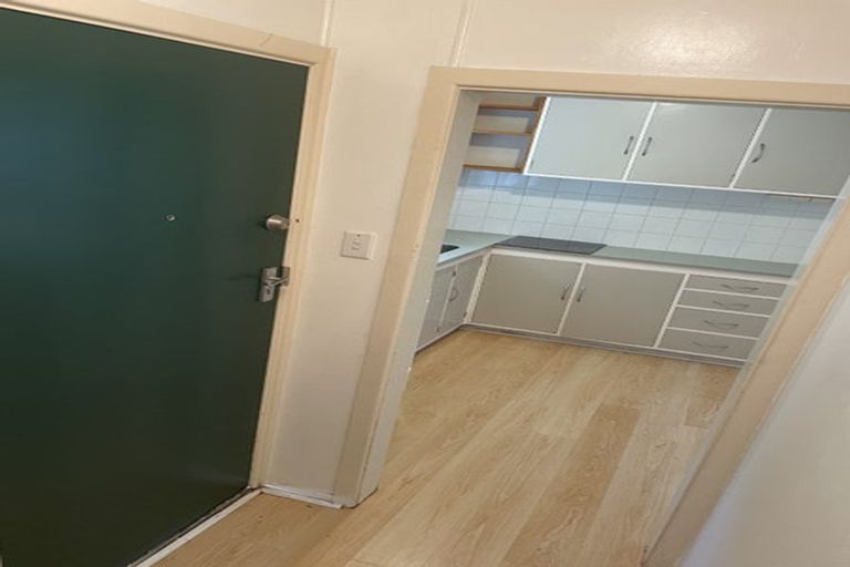 Photo of property in 76 Elmslie Road, Pinehaven, Upper Hutt, 5019